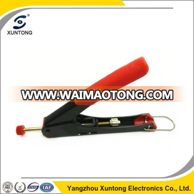 Compression crimping tool for RG59 RG6 and RG11 F Connector